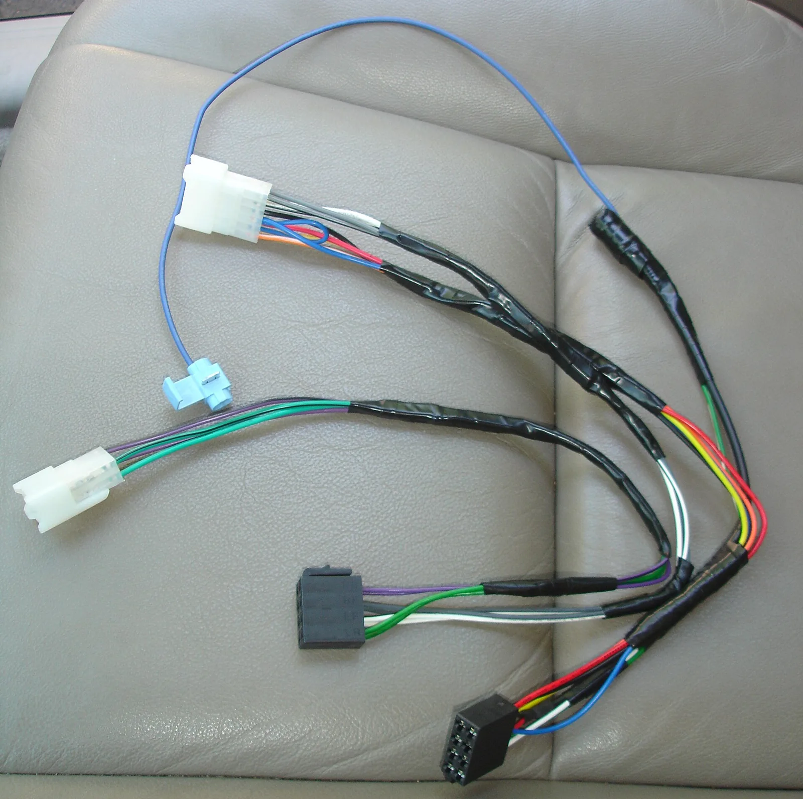 Wiring harness with connectors